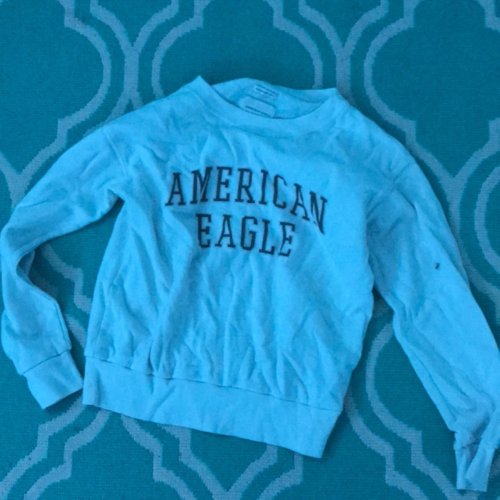American eagle crew neck